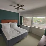 Marina Hotel