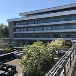 Marina 3*