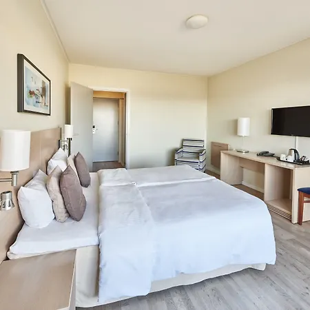 Marina Отель Видбэк